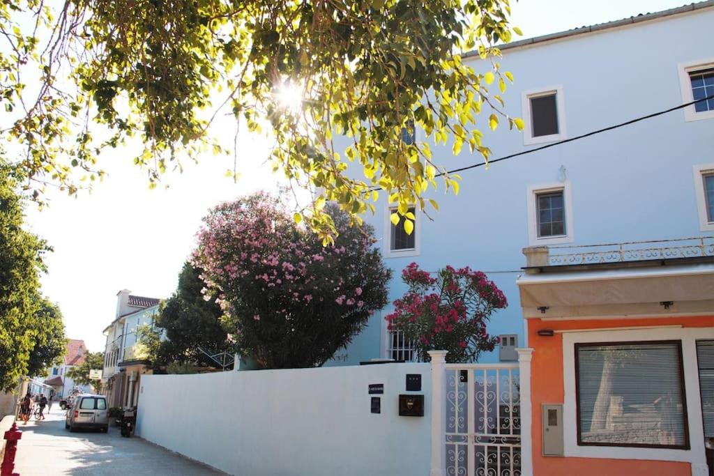 Nerezine Apartmany Centrum Exterior foto